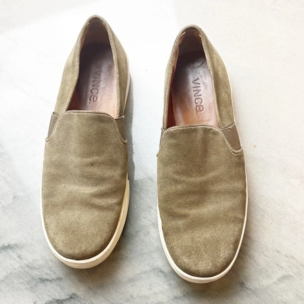 Vince Warren Platform Slip-On Sneakers Taupe Suede size 7